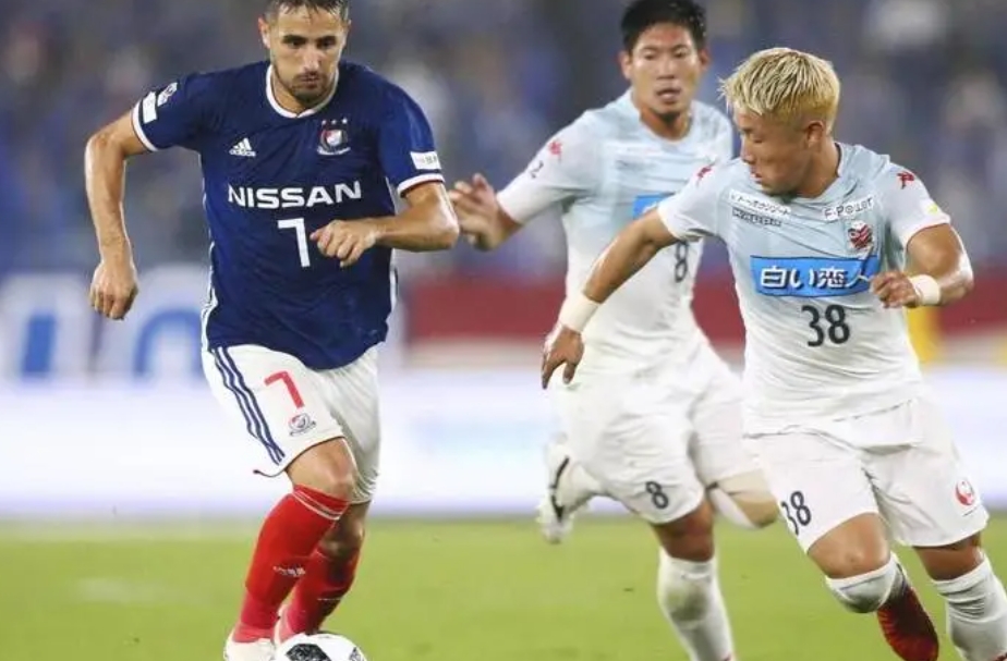 日職聯(lián)：東京 FC 對陣福岡黃蜂，1 分之差下的比分猜想